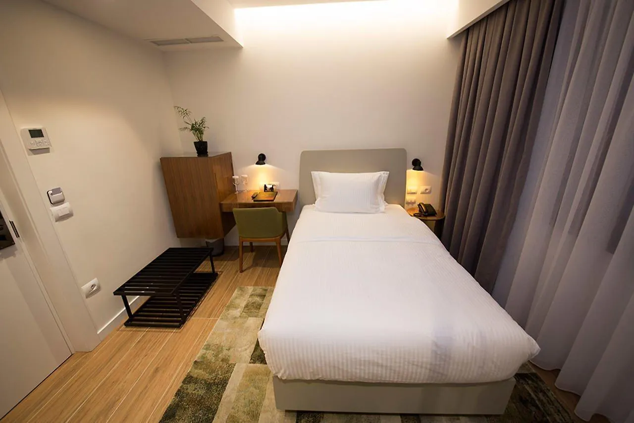 ****  Theatro Hotel Tirana Albania